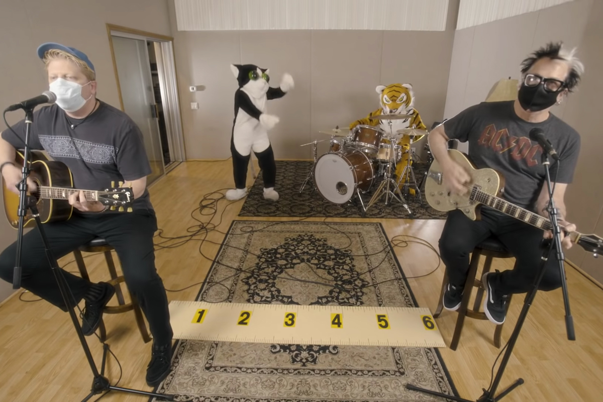 Here Kitty Kitty cover